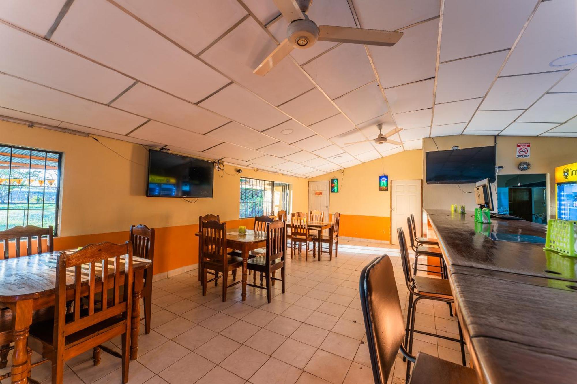 El Cocobolo Food&Rest Room 4 Bed And Breakfast Wifi Ac Pkg Gratis 리베리아 외부 사진
