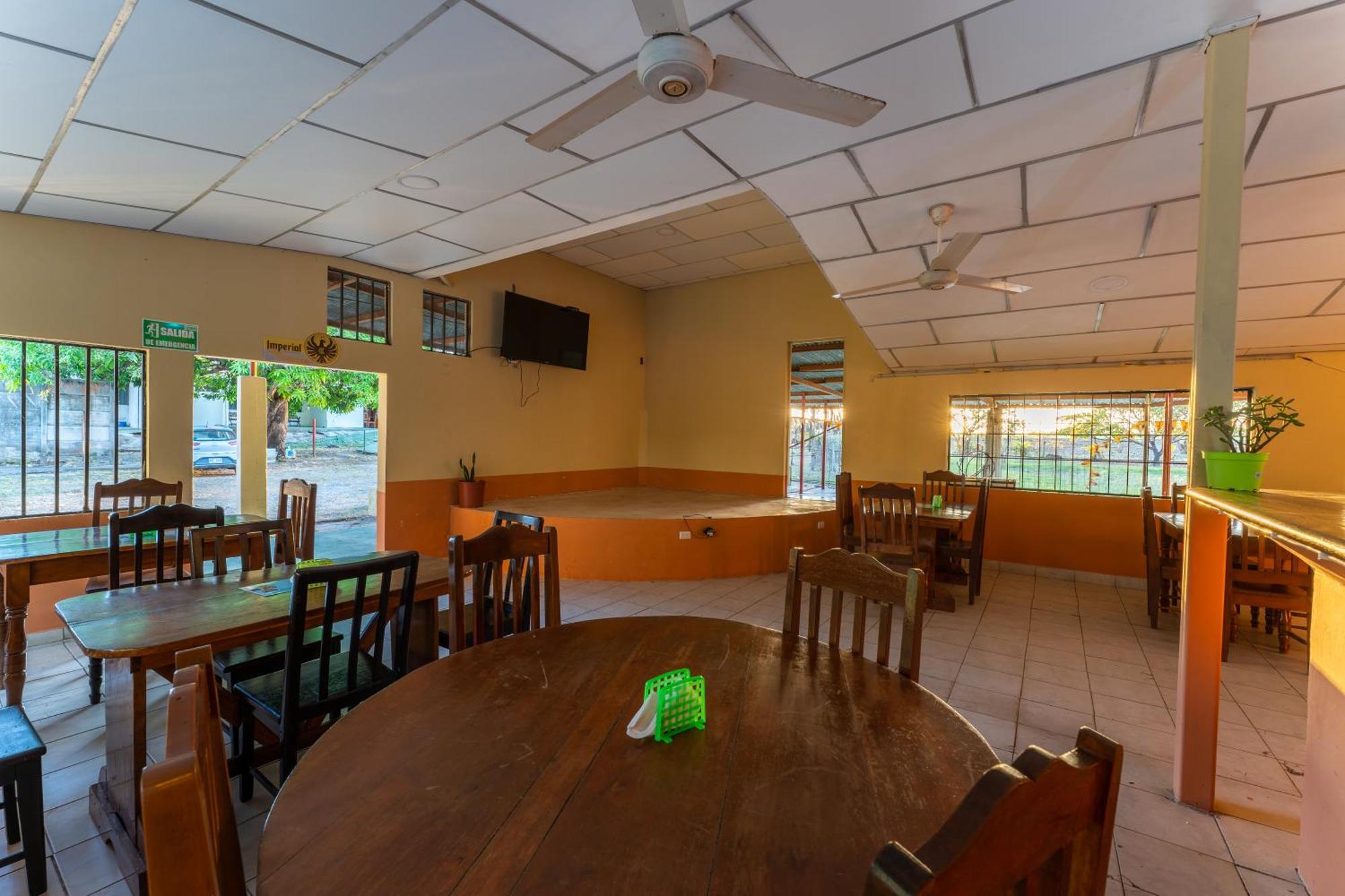 El Cocobolo Food&Rest Room 4 Bed And Breakfast Wifi Ac Pkg Gratis 리베리아 외부 사진