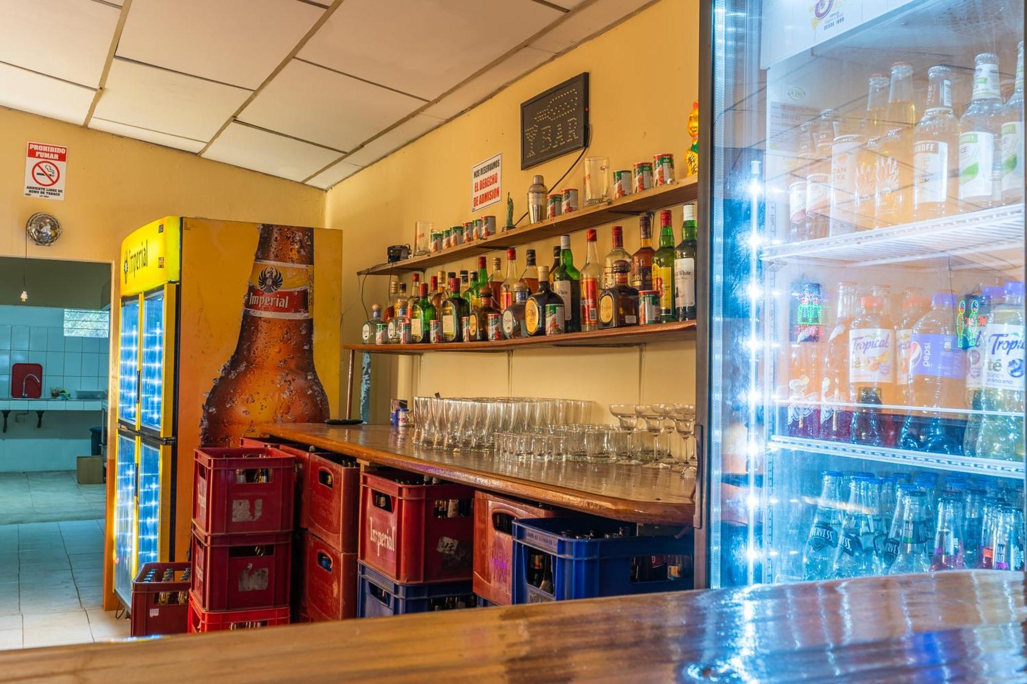El Cocobolo Food&Rest Room 4 Bed And Breakfast Wifi Ac Pkg Gratis 리베리아 외부 사진